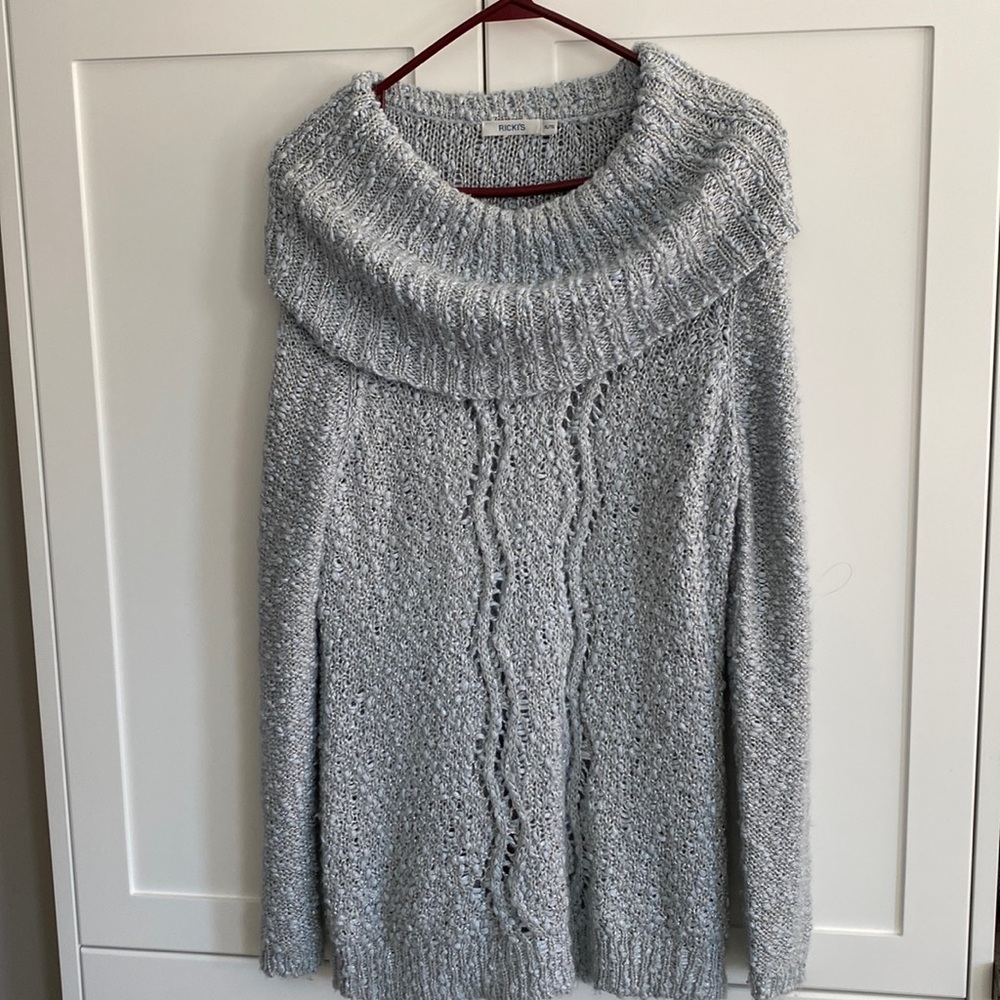 Ladies sweater